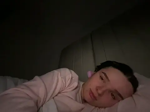 maisiesmithx online show from February 17, 3:25 am