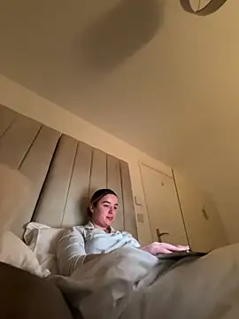 maisiesmithx online show from February 20, 2:41 am