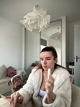 maisiesmithx online show from February 22, 2:04 pm