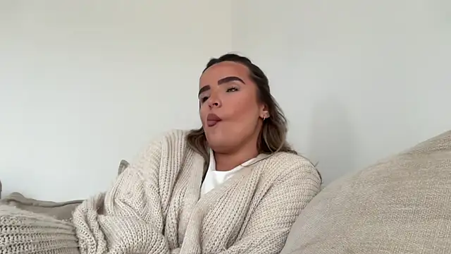 maisiesmithx online show from March 29, 4:29 pm