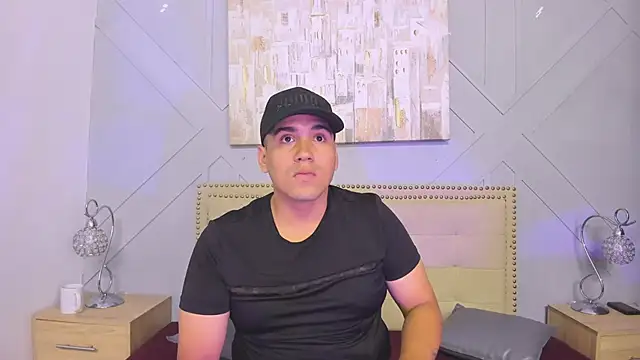 Vale n Matt online show from September 17, 3:30 am