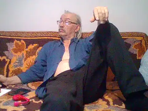 loverboyxxx69 online show from February 19, 12:14 am