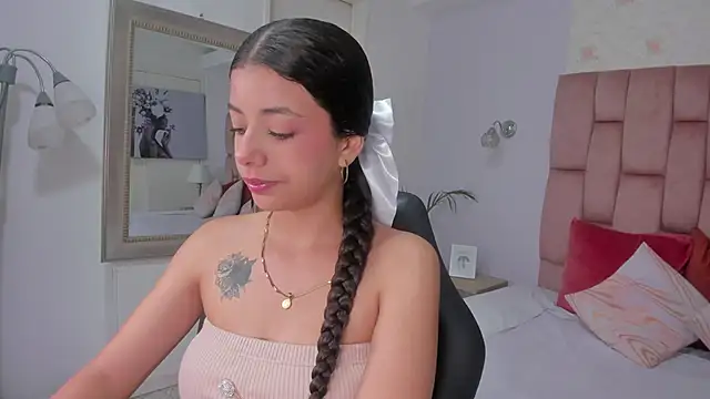 coraltaylor online show from October 13, 1:00 pm