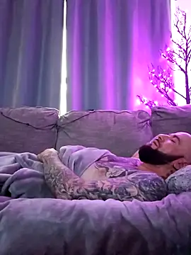 Beardedtattood online show from January 11, 8:21 pm