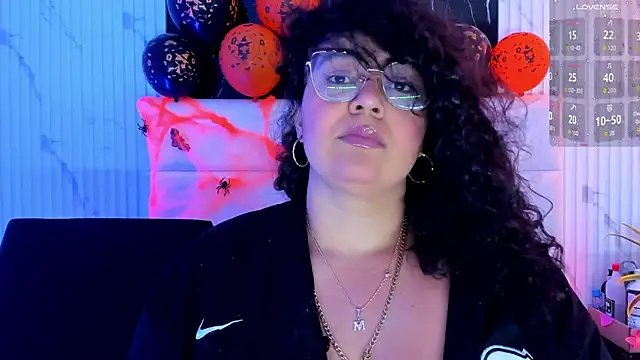 Reginavegaa online show from October 30, 11:44 am