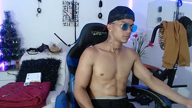 Leonard Price online show from January 26, 7:42 am