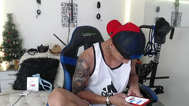 Leonard Price online show from January 31, 8:22 am