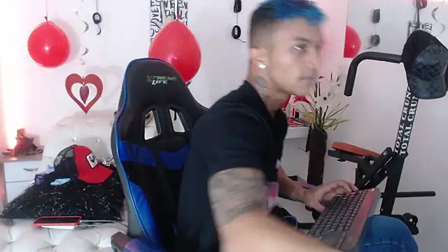 Leonard Price online show from February 18, 2:27 am