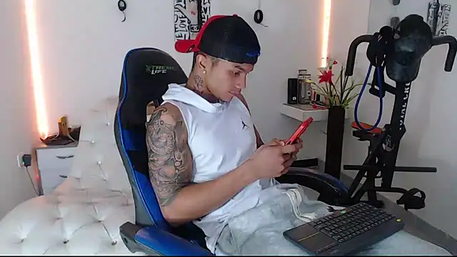 Leonard Price online show from March 7, 3:28 pm