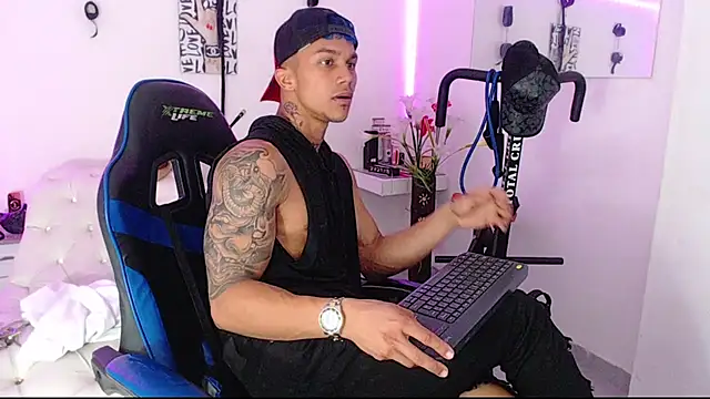 Leonard Price online show from March 14, 2:20 am