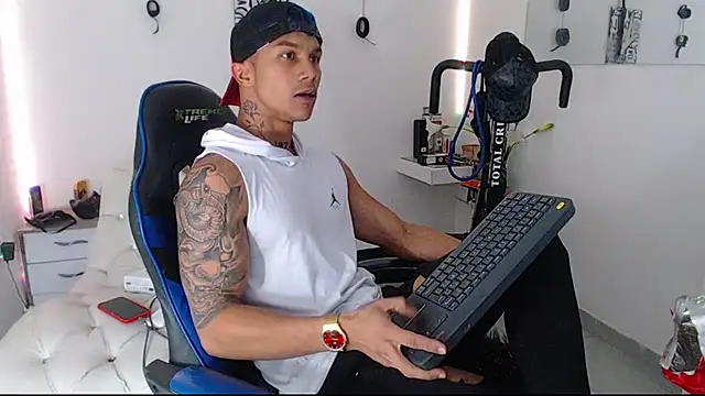 Leonard Price online show from March 19, 2:37 am