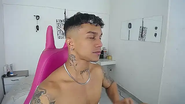 Leonard Price online show from January 18, 7:39 pm