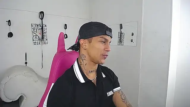 Leonard Price online show from February 9, 2:21 pm