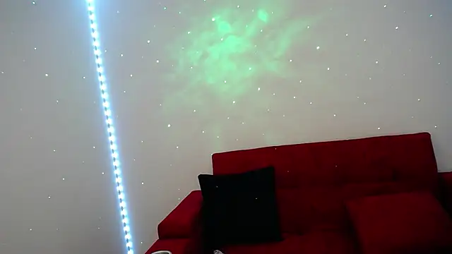 Snapshot of ricura_mily chatting on January 26, 8:57 am ricura mily online show from January 26, 8:57 am