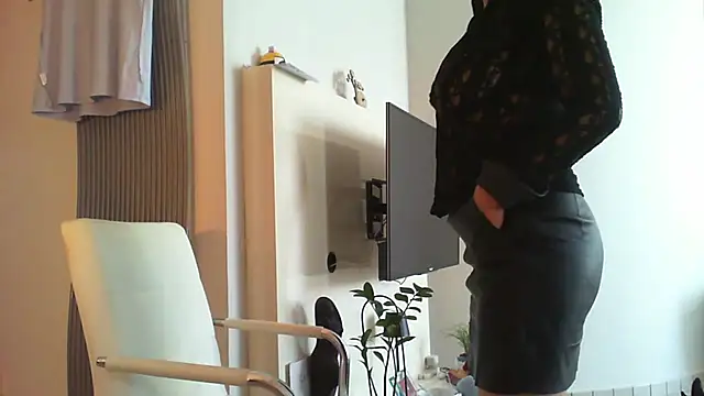 Snapshot of __Angel78__ chatting on October 2, 6:31 am Angel78 online show from October 2, 6:31 am