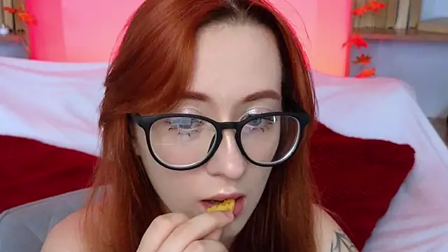 Dark Lola  online show from October 12, 1:48 am