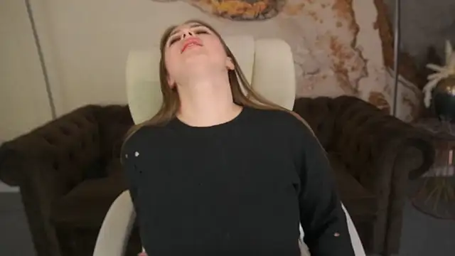 GentleAdellee online show from December 12, 12:55 pm