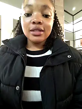 SEXIEST-BADDIE online show from January 16, 6:35 am