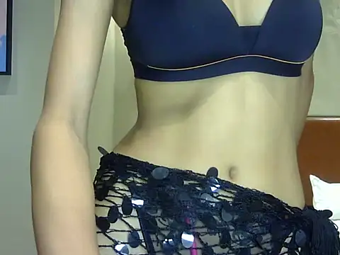 Snapshot of MAAYRA_09 chatting on June 25, 1:48 pm MAAYRA 09 online show from June 25, 1:48 pm