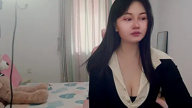 Snapshot of Little-sweet chatting on March 6, 2:09 am Little-sweet online show from March 6, 2:09 am