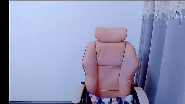 Snapshot of Little-sweet chatting on October 17, 1:09 am Little-sweet online show from October 17, 1:09 am