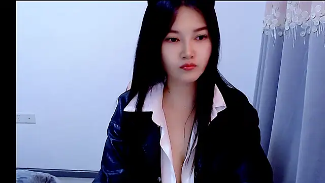 Snapshot of Little-sweet chatting on November 1, 12:34 am Little-sweet online show from November 1, 12:34 am