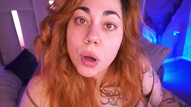 Kittywakee online show from December 14, 10:47 pm