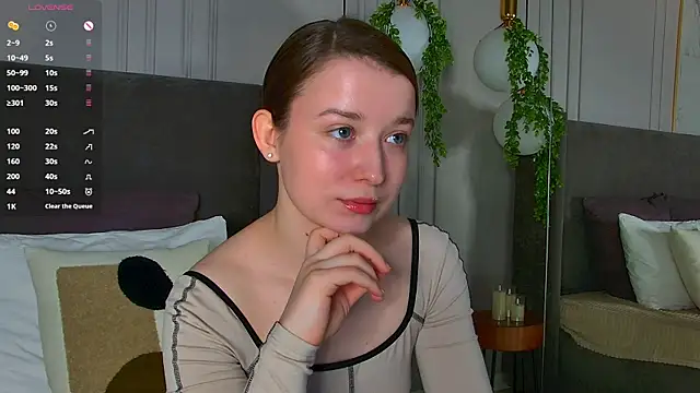 MichelleHaynes online show from March 13, 2:55 pm