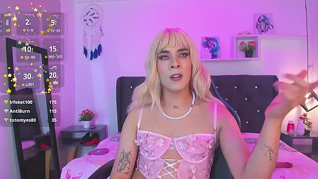 Snapshot of Nyx__Blackwood chatting on December 30, 7:37 am Nyx Blackwood online show from December 30, 7:37 am