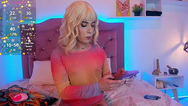 Snapshot of Nyx__Blackwood chatting on February 9, 1:00 am Nyx Blackwood online show from February 9, 1:00 am