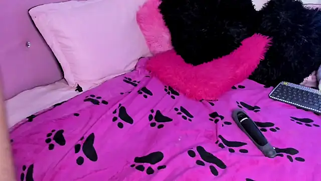 gabyye capprins online show from February 7, 10:30 pm