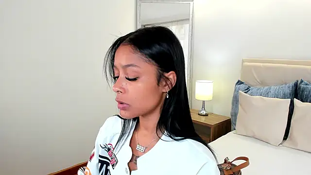 natali henao online show from September 15, 4:29 pm