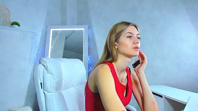 Snapshot of Cherry_Price chatting on February 26, 11:48 pm Cherry Price online show from February 26, 11:48 pm