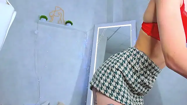 Snapshot of Cherry_Price chatting on March 11, 8:30 am Cherry Price online show from March 11, 8:30 am