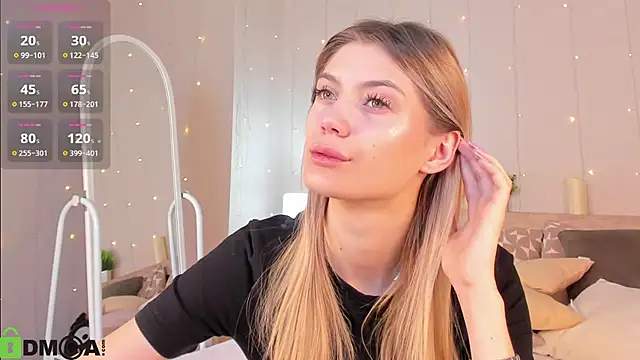 Snapshot of Cherry_Price chatting on October 20, 11:49 pm Cherry Price online show from October 20, 11:49 pm