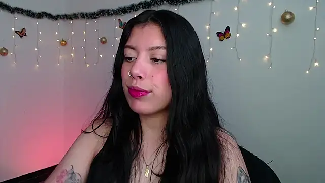 iam emy online show from December 26, 10:52 pm