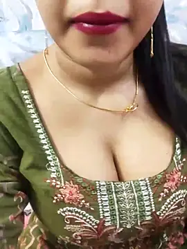 Snapshot of Sania-Love chatting on May 17, 5:27 am Sania-Love online show from May 17, 5:27 am