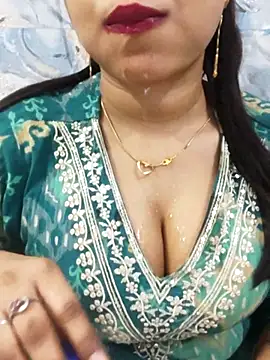 Snapshot of Sania-Love chatting on May 20, 12:17 am Sania-Love online show from May 20, 12:17 am