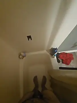 Spunwhiteboy1992 online show from October 31, 8:15 am