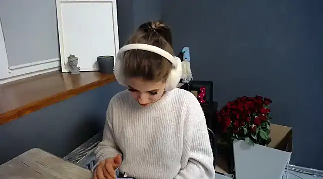 felicity gold online show from February 17, 10:40 am