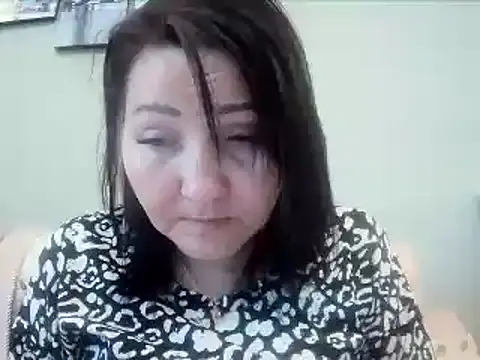 Snapshot of ClaireSunset chatting on June 2, 5:37 pm ClaireSunset online show from June 2, 5:37 pm