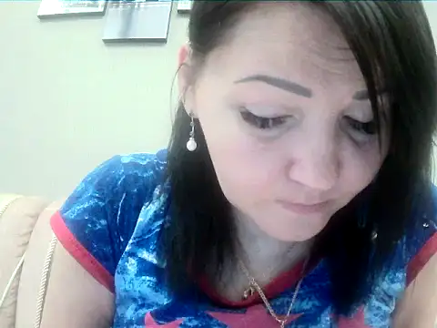 Snapshot of ClaireSunset chatting on June 5, 5:29 pm ClaireSunset online show from June 5, 5:29 pm