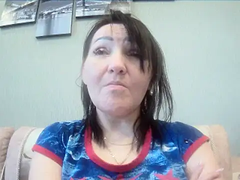 Snapshot of ClaireSunset chatting on June 6, 5:39 pm ClaireSunset online show from June 6, 5:39 pm