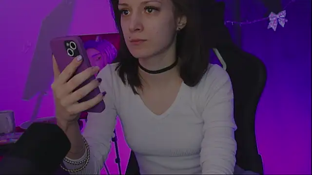 Kathleen Meow online show from February 3, 6:45 am