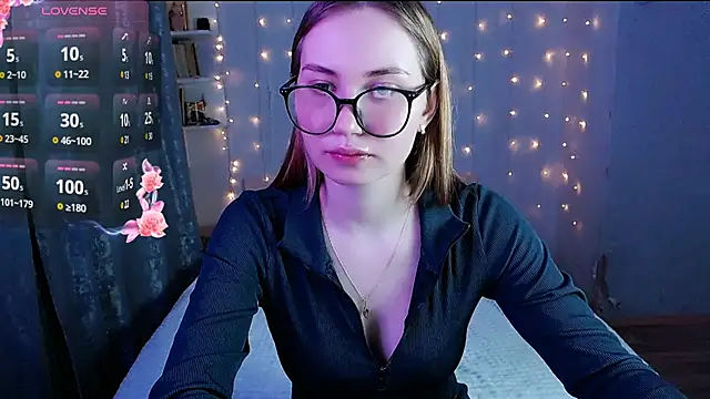 Snapshot of Miya_Mark chatting on January 30, 4:24 pm Miya Mark online show from January 30, 4:24 pm