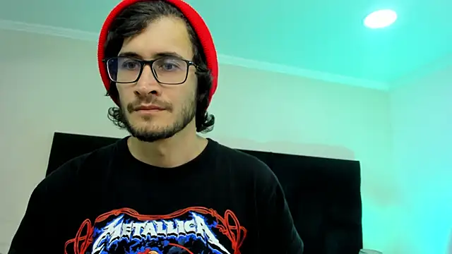 Loggan donnelly online show from February 9, 8:13 pm