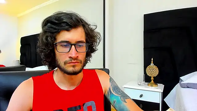 Loggan donnelly online show from March 1, 8:21 pm