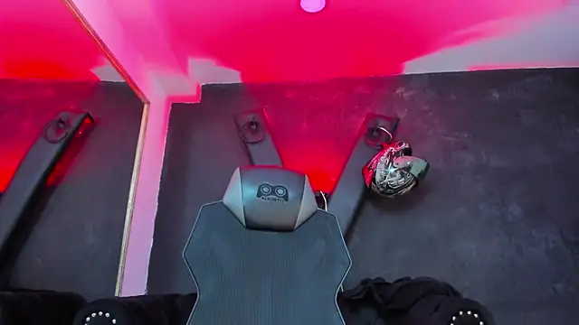 Loggan donnelly online show from September 14, 7:35 pm