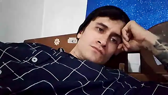 Loggan donnelly online show from December 20, 11:56 pm