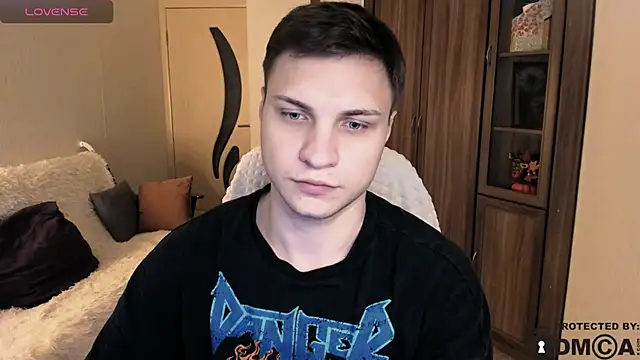 handsome guy01 online show from November 11, 6:41 pm